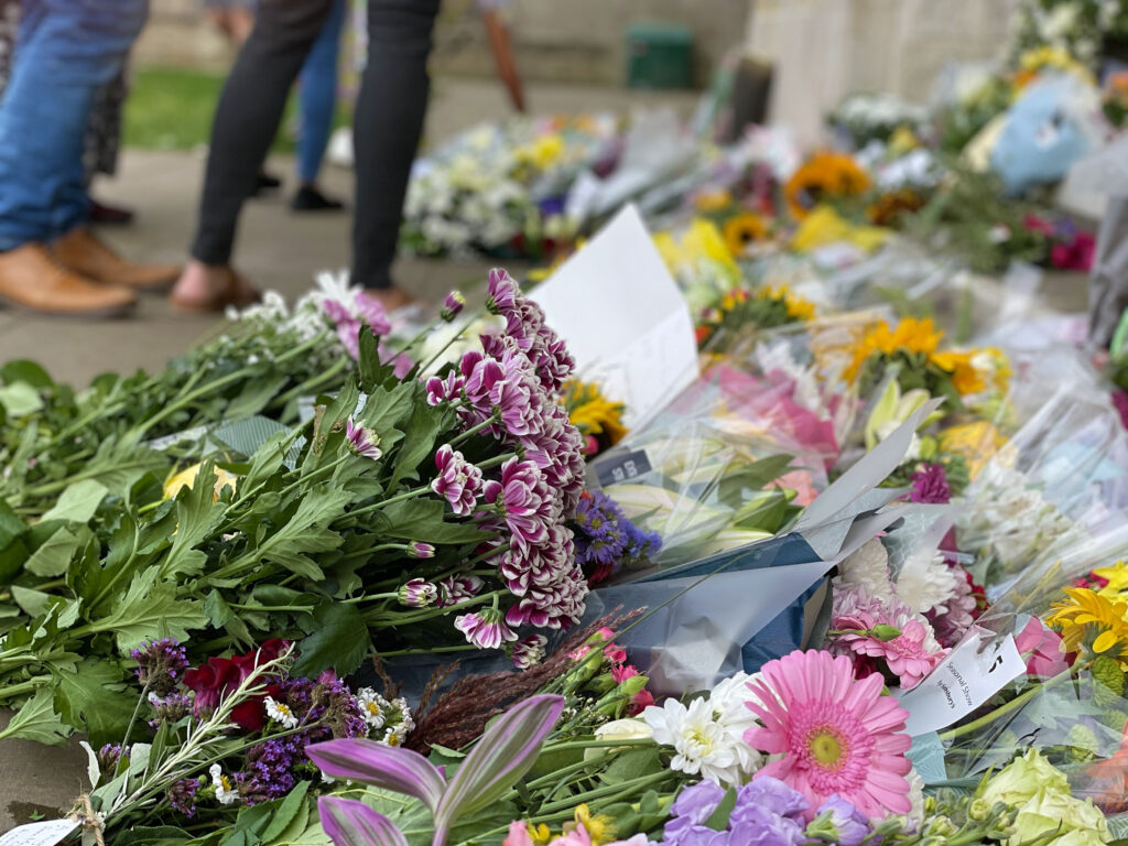 Exeter Cathedral Prepares Commemoration Service for the Queen | Exeter ...